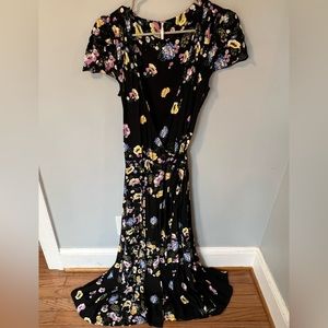 Free People Jess Wrap-around Silhouette Maxi V-neck black dress, size Small